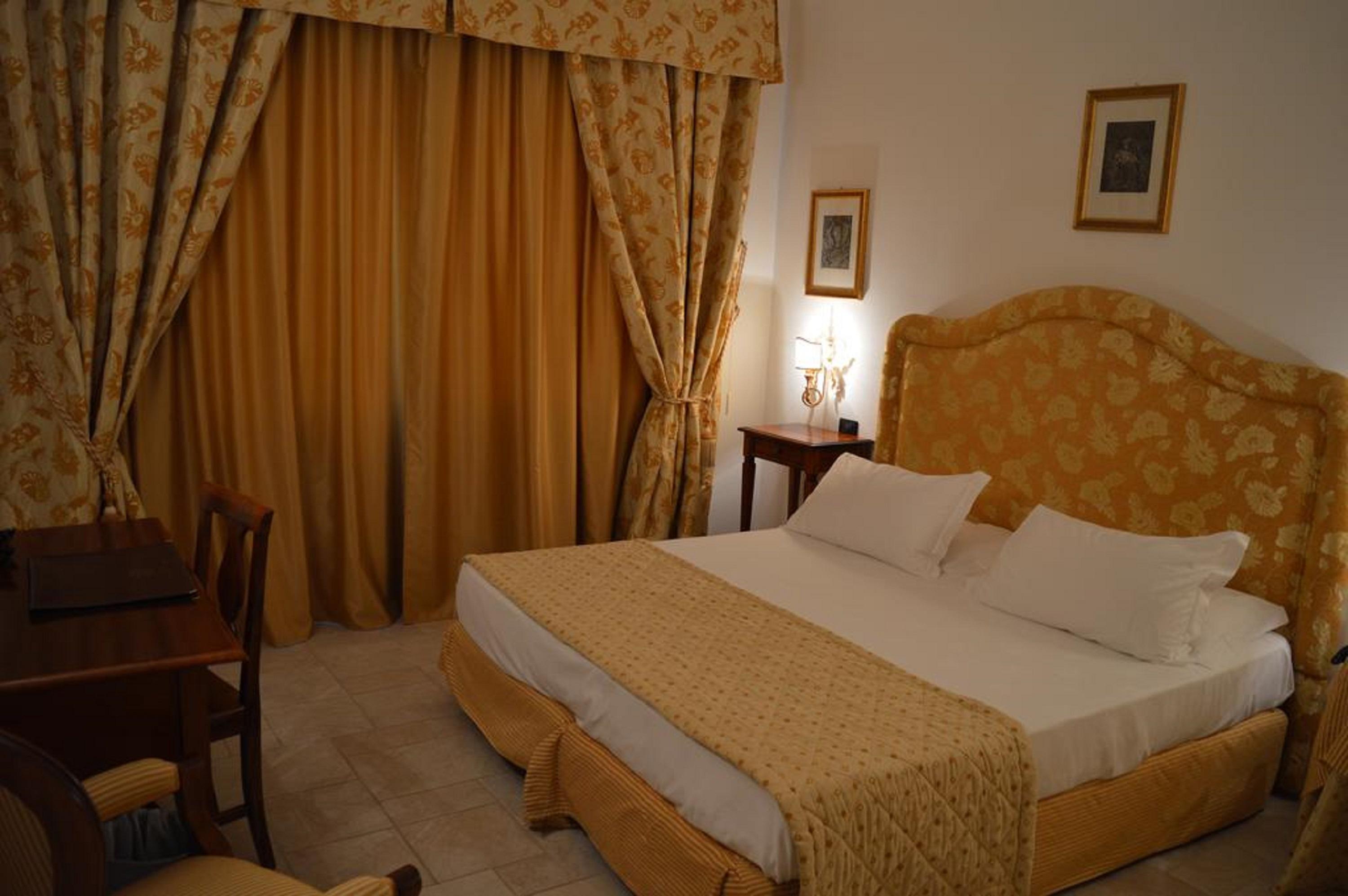 Masseria Relais Del Cardinale Hotel 5*