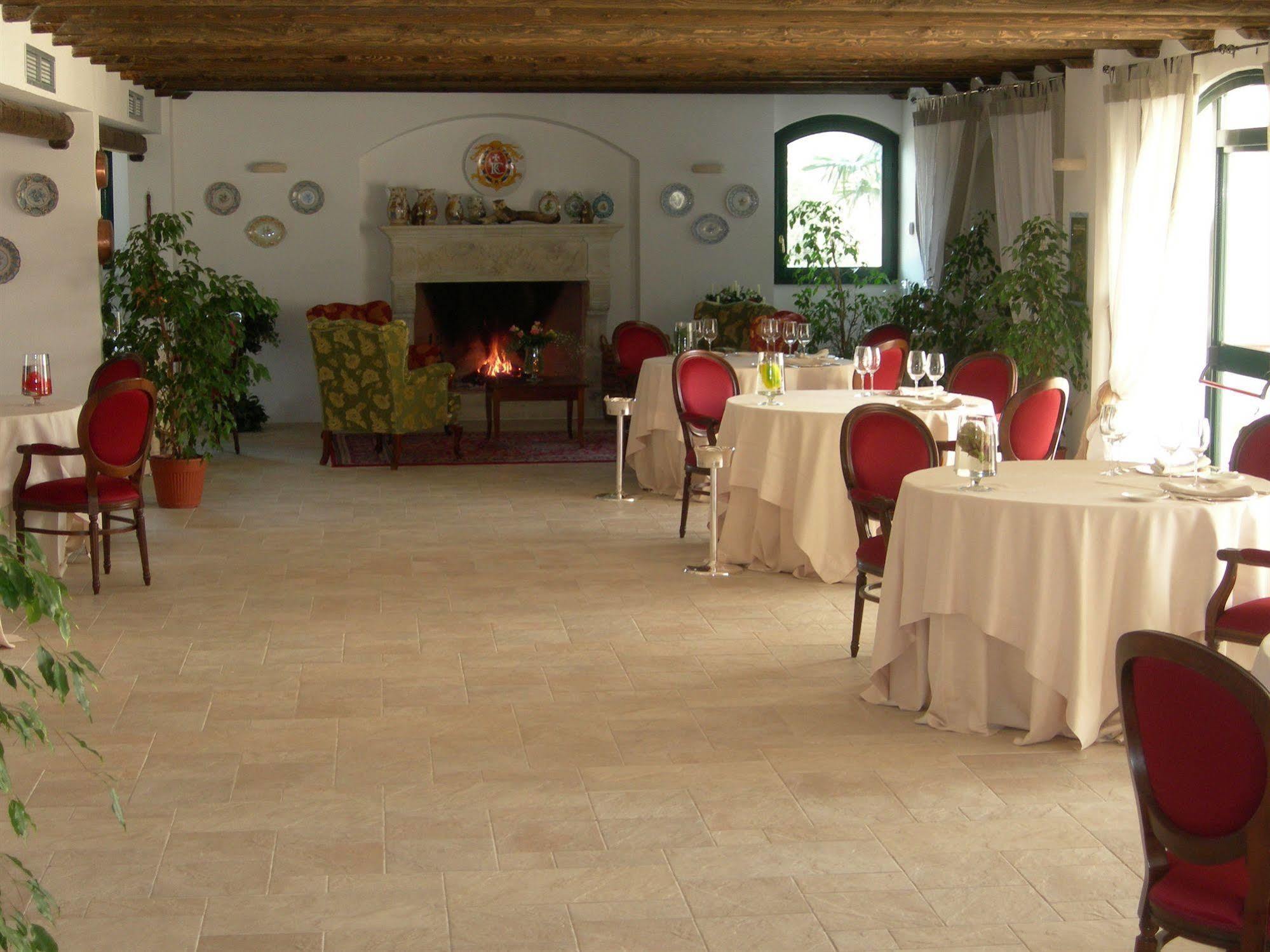 Masseria Relais Del Cardinale Hotel 5*