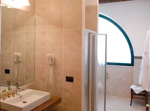 Masseria Relais Del Cardinale Hotel 5*